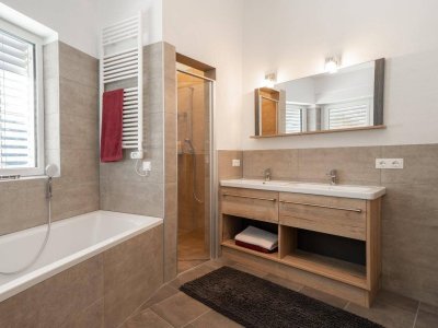 Neuwertige zweistöckige Wohneinheit in Niedernsill