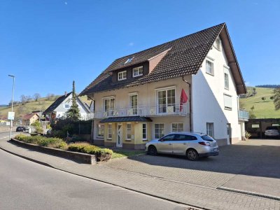 Wohnhaus mit drei Wohneinheiten, ideal für die junge Familie und den Kapitalanleger