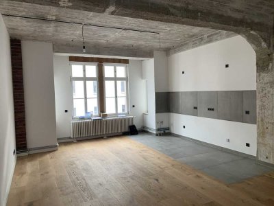 Urbaner Industrial Style in der Hassia-Fabrik – 3,5-Zimmer-Loftwohnung mit Charakter