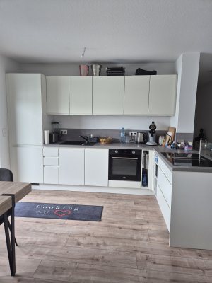 Perfekt für einen ruhigen Neuanfang – moderne, möblierte 3-Zi-Whg