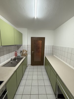 Helle 2-Zimmer-Wohnung mit Einbauküche & Gartenmitbenutzung – zentral in Nürnberg