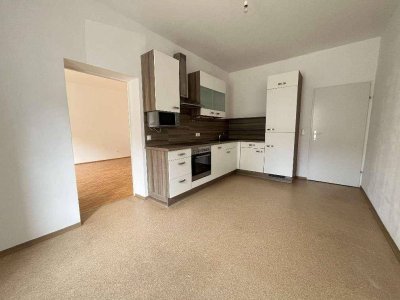 Helle 2-Zimmer Wohnung in zentraler Lage!