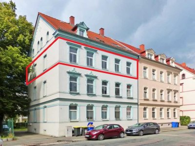 Großzügige Wohnung für die ganze Familie - Erstbezug nach Sanierung - 4 Zimmer 2. OG