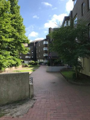 Renovierte, helle 3-Zimmer-Wohnung mit Balkon in Delmenhorst