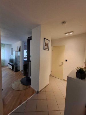 (RESERVIERT!!) 2 Zimmer Wohnung in LB-Neckarweihingen