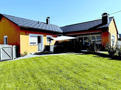 Bungalow mit zwei Wohneinheiten in Mattighofen
