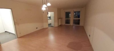 Schöne 3-Zimmer-ETW mit  Loggia und TG-Stellplatz