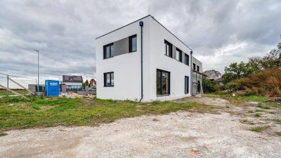 JETZT SCHLÜSSELFERTIG ! Moderne Doppelhaushälfte in Lassee - Perfektes Zuhause zum Erstbezug für die ganze Familie!