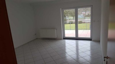 Gepflegte Wohnung mit einem Zimmer sowie Terrasse und EBK in Gießen