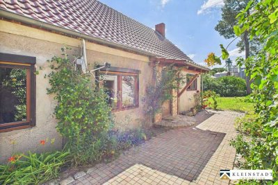 Wohnen mit Charakter: Einfamilienhaus mit traumhaftem Außenbereich in Wulkau