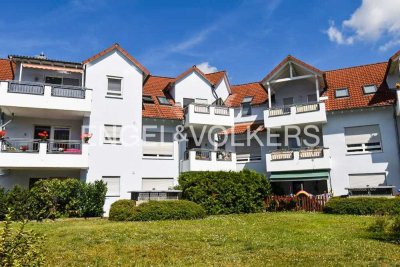 Charmante Dachgeschosswohnung mit Südbalkon