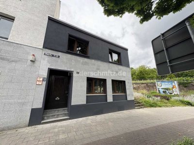 M'GLADBACH-HERMGES
EINFAMILIENHAUS MIT TERRASSE UND GARTEN!