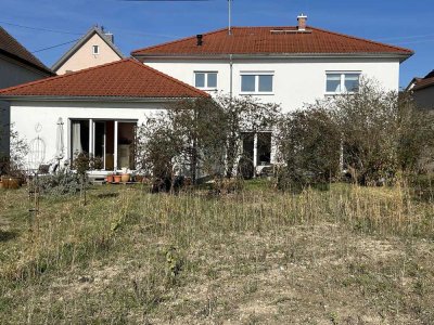 Exklusives und modernes Wohnen am sonnigen Kaiserstuhl
