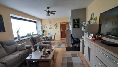 Attraktive und gepflegte 3-Zimmer-Erdgeschosswohnung mit Terrasse in Marktleugast