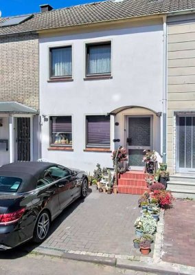 Sanierungsbedürftiges Reihenhaus in ruhiger Lage