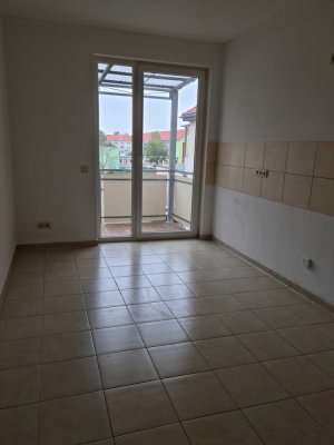 TOP 4-Raumwohnung mit Balkon zu vermieten!