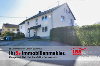 Modernisiertes Zweifamilien- oder Mehrgenerationenhaus