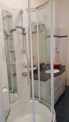 Exklusive, sanierte 2-Raum-Wohnung mit Balkon und EBK in Stuhr