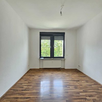 Helle 3-Zimmer-Wohnung mit großem Balkon in begehrter Lage nahe Ebertpark