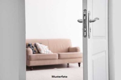 Einfamilien-Doppelhaushälfte, Balkon, Garage