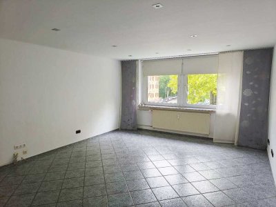 Modernisierte 3-Raum-Wohnung mit Balkon und Einbauküche in Darmstadt Mitte