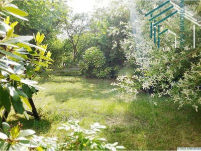 Helle 2-Zimmerwohnung mit Gartenanteil