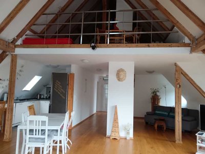 Voll möblierte Maisonette auf Zeit zu Vermieten