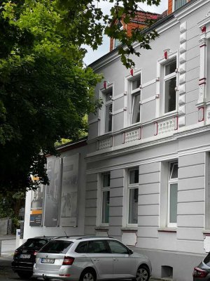 Unwiderstehliche, vollständig renovierte 3-Zimmer-Whg. mit gehobener Innenausstattung in Frohlinde