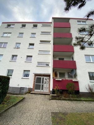 Oerlinghausen Süd, 1,5 ZW, Aufzug und Garagen Stellplatz. Von Privat