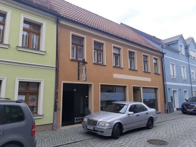 Schönes Wohn- & Geschäftshaus in Altstadt: Zentrale Lage im Herzen der Stadt!