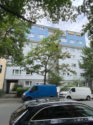 3 grosse Zimmer mit 5m Balkon - Kudamm/KaDeWe nähe
