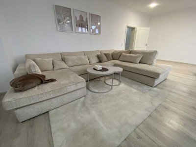 Renovierte und freundliche Altbauwohnung Zentral in Duisburg Ruhrort