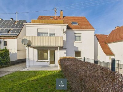 ZWEIFAMILIENHAUS - mit Doppelgarage, Dachterrasse und Garten in Friolzheim