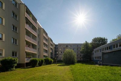 Frisch sanierte 3 Zimmer-Wohnung mit Südbalkon in ruhiger Lage ab 01.09.2025 bezugsfertig