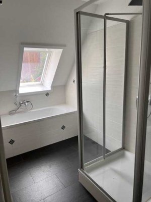 Attraktive und neuwertige 3-Raum-DG-Wohnung mit gehobener Innenausstattung in Beeskow