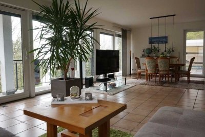 Exklusive Maisonette-Wohnung inkl. Garten und unverbaubarer Sicht über die Rheinebene in Handschuhsh