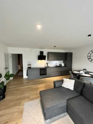 Moderne 3-Zimmer-Wohnung mit Terrasse und Wintergarten zu vermieten!