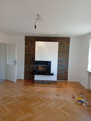 Ansprechende und sanierte 5,5-Zimmer-Maisonette-Wohnung mit gehobener Innenausstattung in Hof