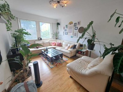 ** Schöne, helle 2-Zimmerwohnung in guter Lage * Tageslichtbad * in S-Wangen! **