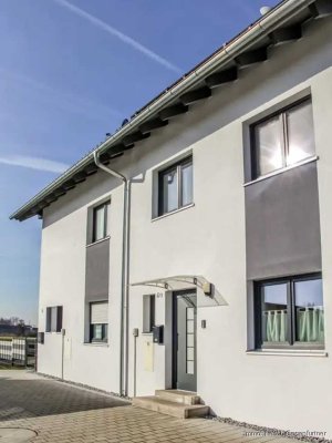 Neuwertiges, energieeffizientes Reihenmittelhaus in Stadtteil von Deggendorf- top vermietet, ideal f