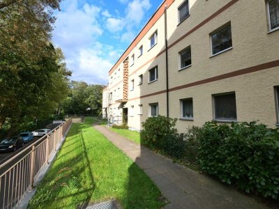 Vermietete 2 - Zimmer Wohnung im grünen Süden Zehlendorfs