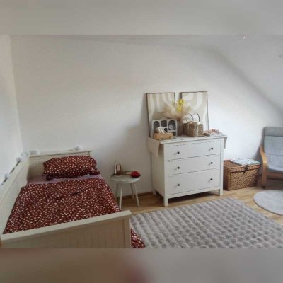Helle Dachgeschosswohnung mit Dachterrasse