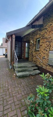 Freundliche 3,5-Zimmer-EG-Wohnung in Burgdorf im Zweifamilienhaus