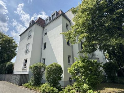 Schöne Eigentumswohnung mit Terrasse in begehrter Lage von Dresden - mit Stellplatz