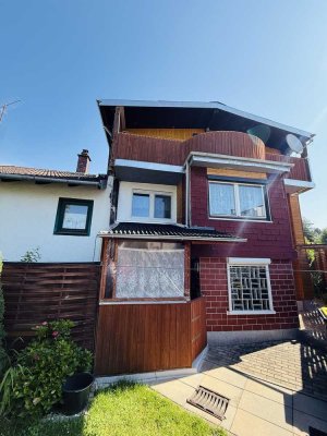 KHALIL WAKED IMMOBILIEN! Reihenmittelhaus sucht neuen Eigentümer.