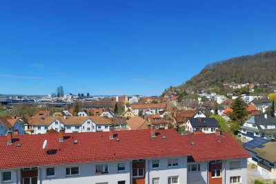Helle 4-Zimmer-Wohnung mit Balkon, Garage & Aufzug – Ideale Lage nahe Basel