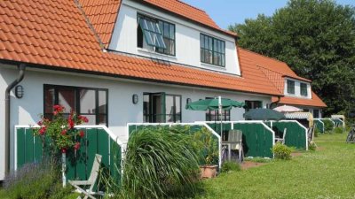 Insel Hiddensee  / Vitte - Ferienhaus 5 Gehminuten vom Strand