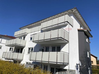 Zwei Zimmer Wohnung im 2. Obergeschoß mit Balkon und Tiefgaragen Stellplatz