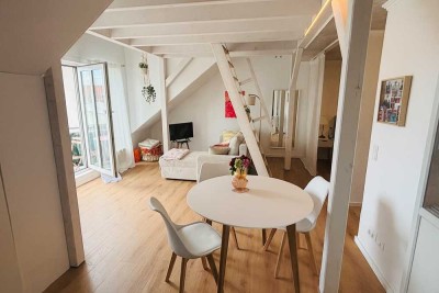Schöne 1,5-Zimmer-Maisonettewohnung mit Galerie und Stellplatz