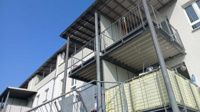 Gartenwohnung mit 4 Räumen mit Balkon